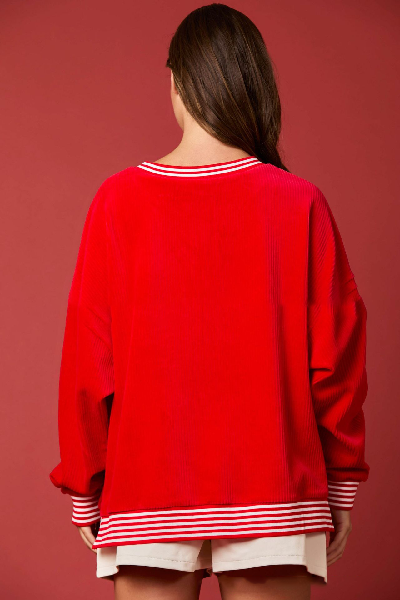 SantaSnug™ – Cute & Comfy Santa Sweatshirt for the Holidays