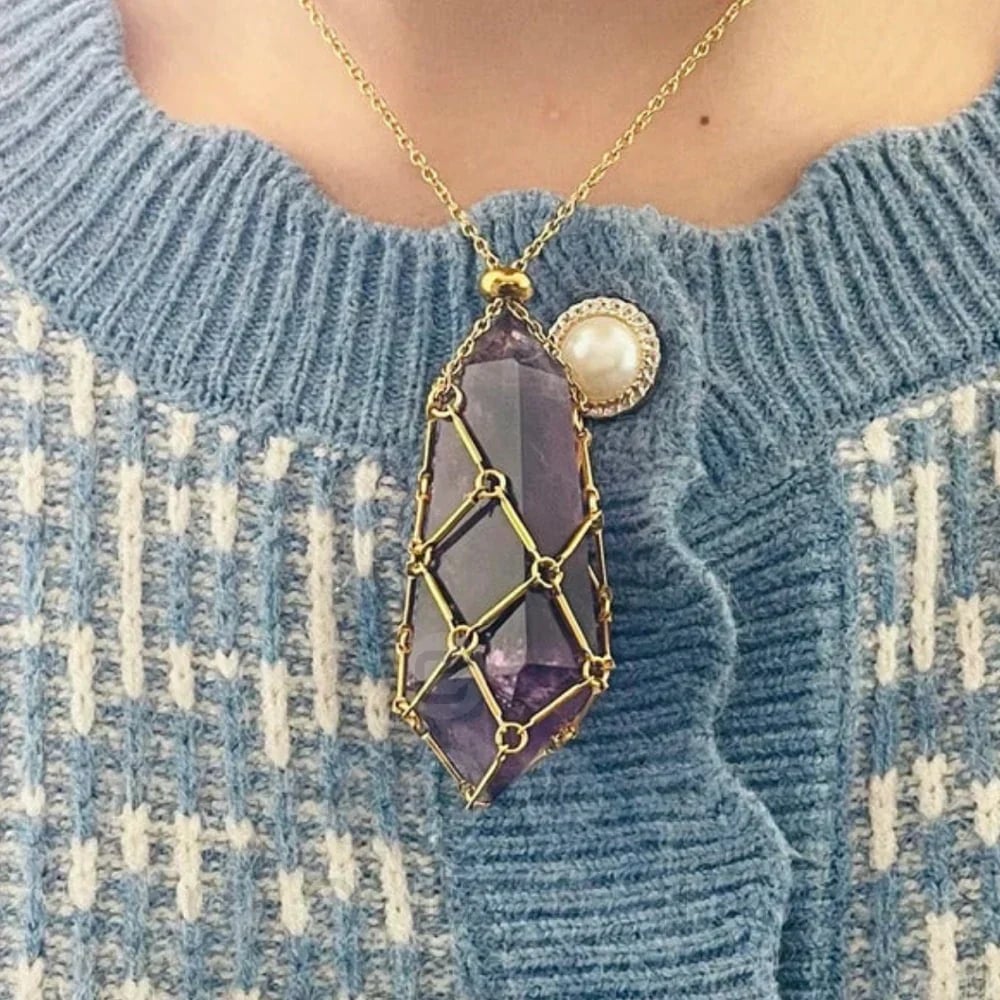 AuraCage™ – Adjustable Crystal Cage Pendant for Interchangeable Stones