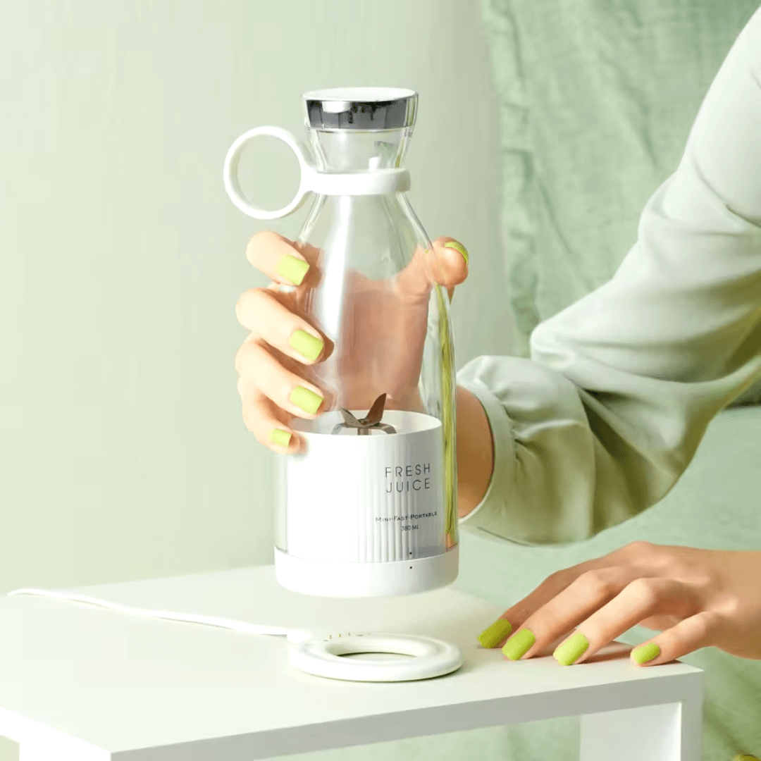FresherJuice™ - Rechargeable Portable Blender for Smoothies & Juices
