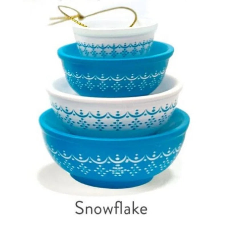 HollyStack™ – Beautiful Bowl Stack for Holiday Décor
