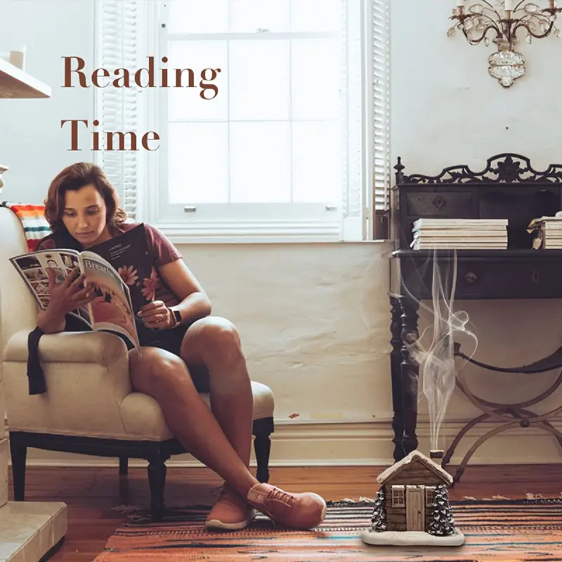 CozyCabin™ – Charming Christmas Cabin Incense Burner