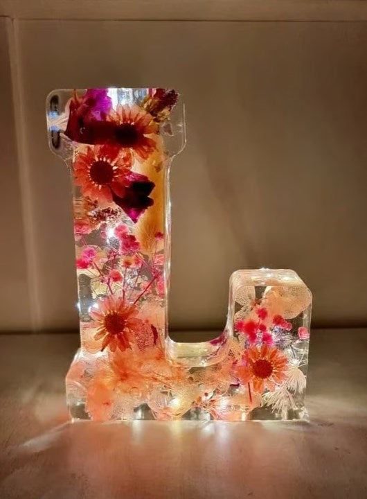 FloraGlow™ - Floral Resin Light