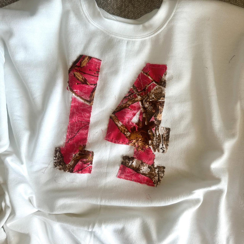 CamoCrew™ – 14 Oversized Sweatshirt with a Perfect Blend of Comfort & Edge