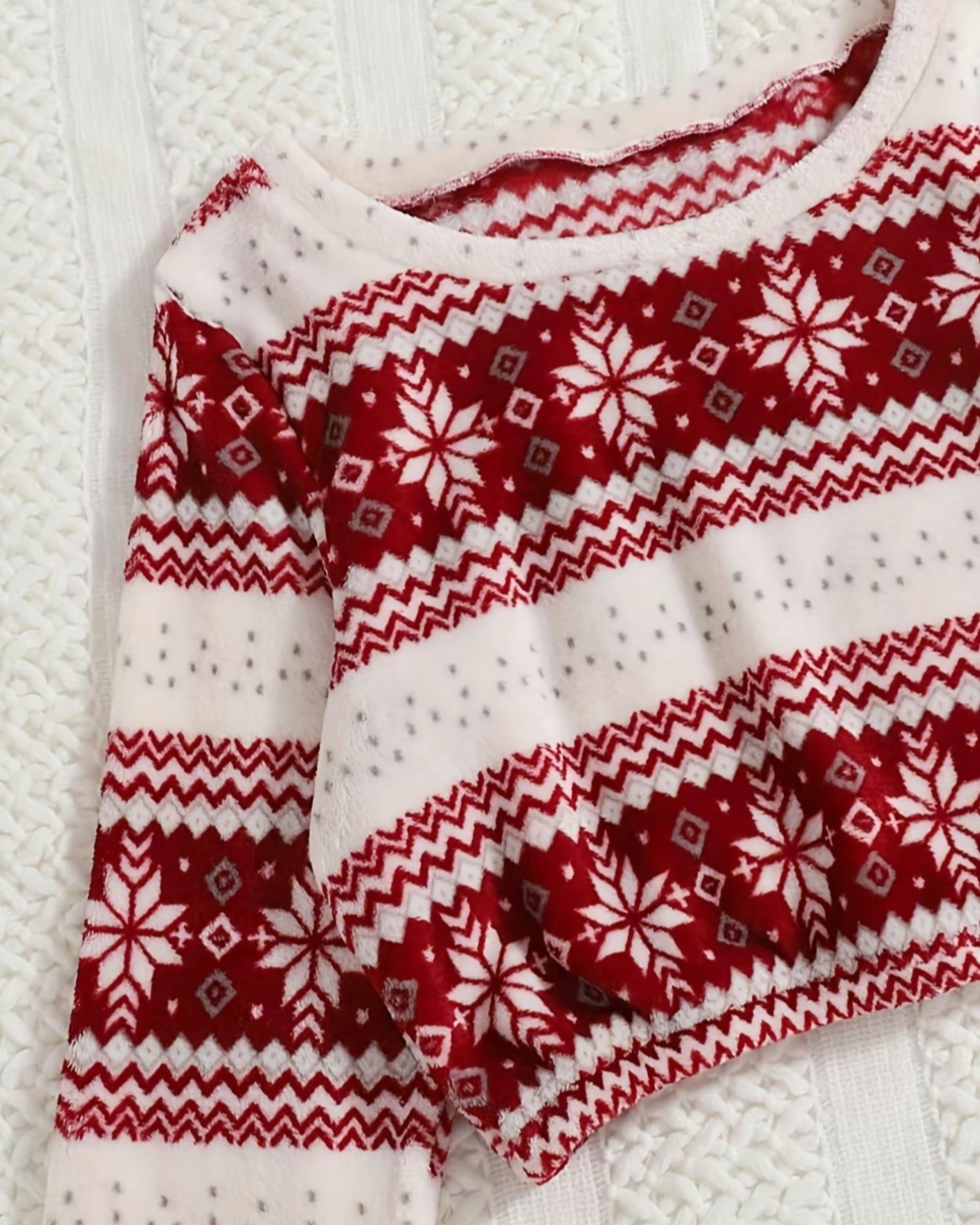 CozyClaus™ – The Perfect Matching Pajamas for Holiday Photos & Family Nights