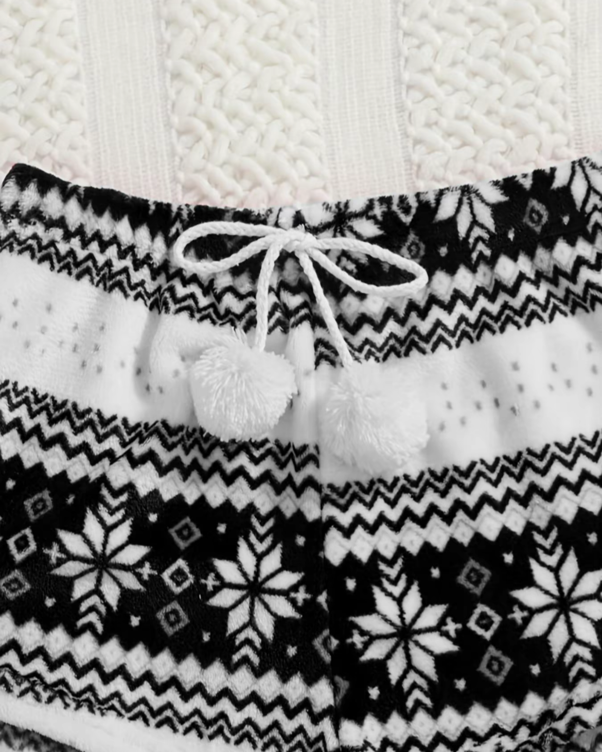 CozyClaus™ – The Perfect Matching Pajamas for Holiday Photos & Family Nights