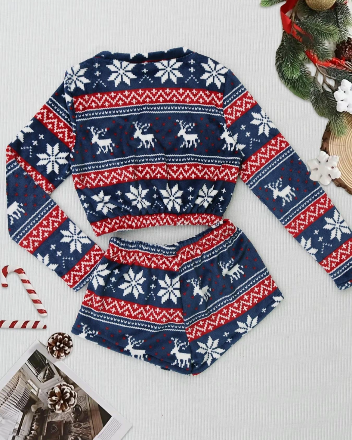 CozyClaus™ – The Perfect Matching Pajamas for Holiday Photos & Family Nights