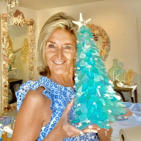 CoastGlow™ – Handcrafted Sea Glass Christmas Tree for Coastal Home Décor