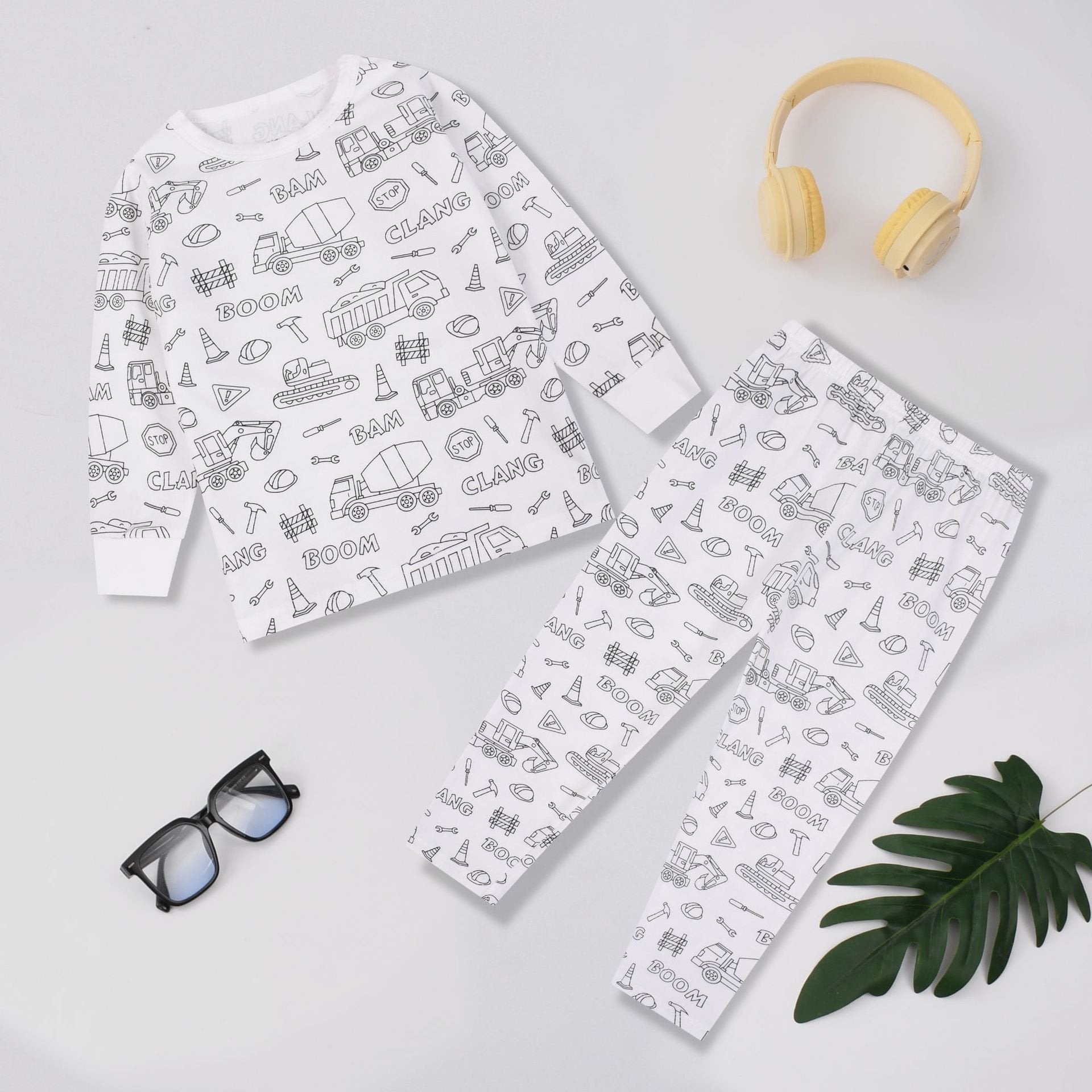 ColorWear™ – Kids Pajama Set with Washable Fabric Markers