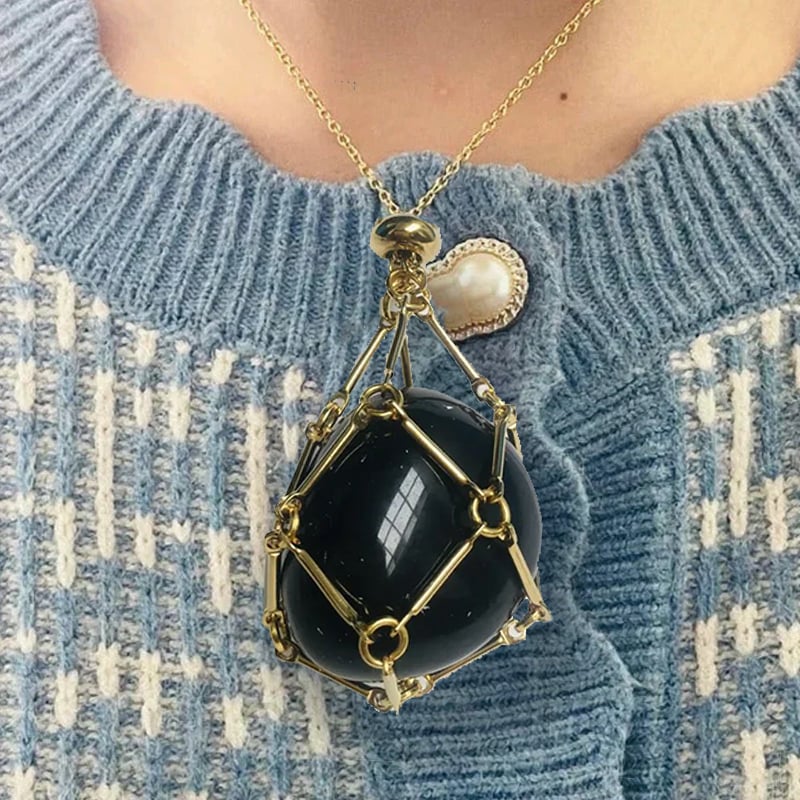 AuraCage™ – Adjustable Crystal Cage Pendant for Interchangeable Stones