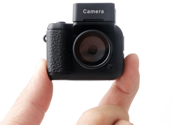 SnapCapsule™ - Pocket-Sized Camera for Clear, Fun & Instant Memories