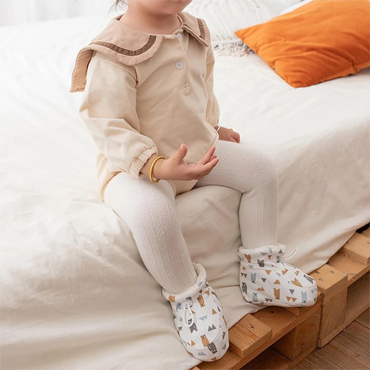 SnugSteps™ – Anti-Slip Baby Booties with Adjustable Fit