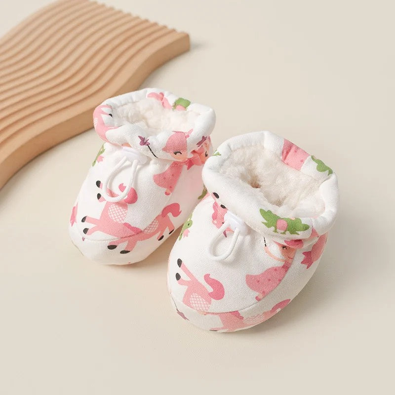 SnugSteps™ – Anti-Slip Baby Booties with Adjustable Fit